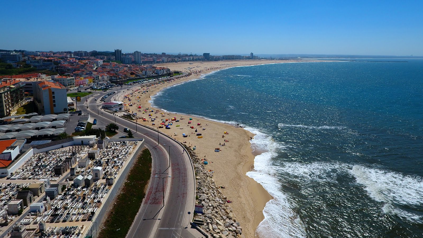 🏖️ Hotel perto da Praia com Pequeno-Almoço incluído | Figueira da Foz